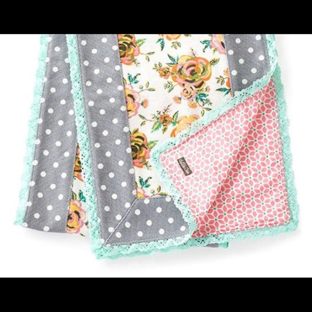 Matilda Jane Vibrant Bouquet table runner